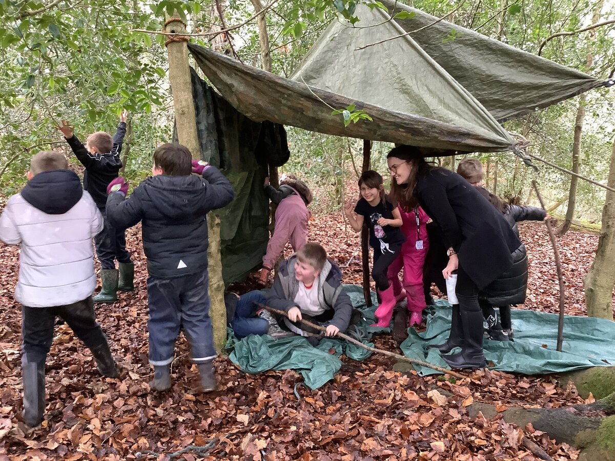 Shelter Building Outdoor Elements (8)